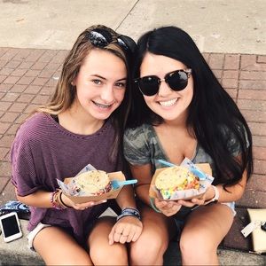 Meet your Posher, Sophia